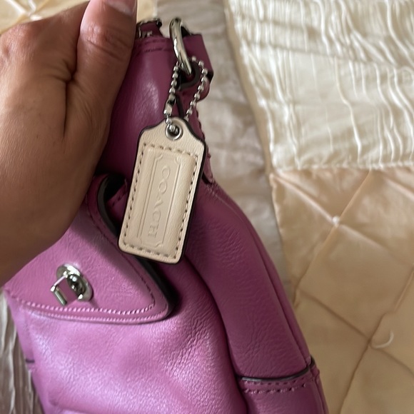 Coach leather crossbody - Picture 7 of 12